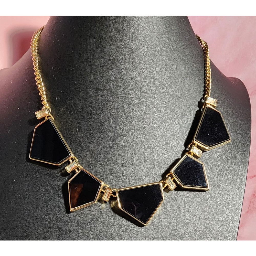 Chico’s Black Geometric Statement Necklace – Gold Tone – Bold Modern Style EUC
